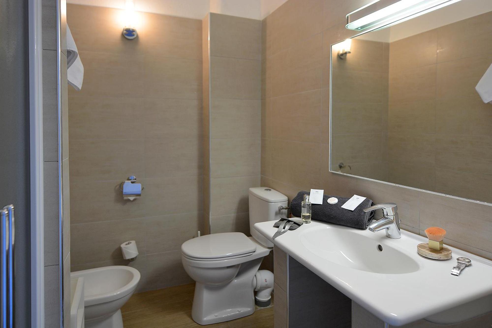 Hotel Les Eucalyptus Порто Поло Екстериор снимка