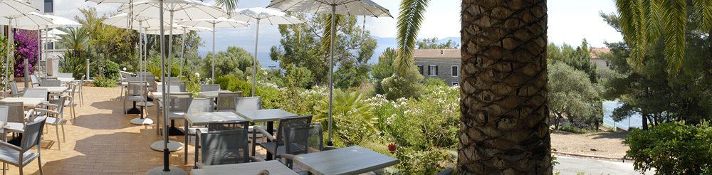 Hotel Les Eucalyptus Порто Поло Екстериор снимка